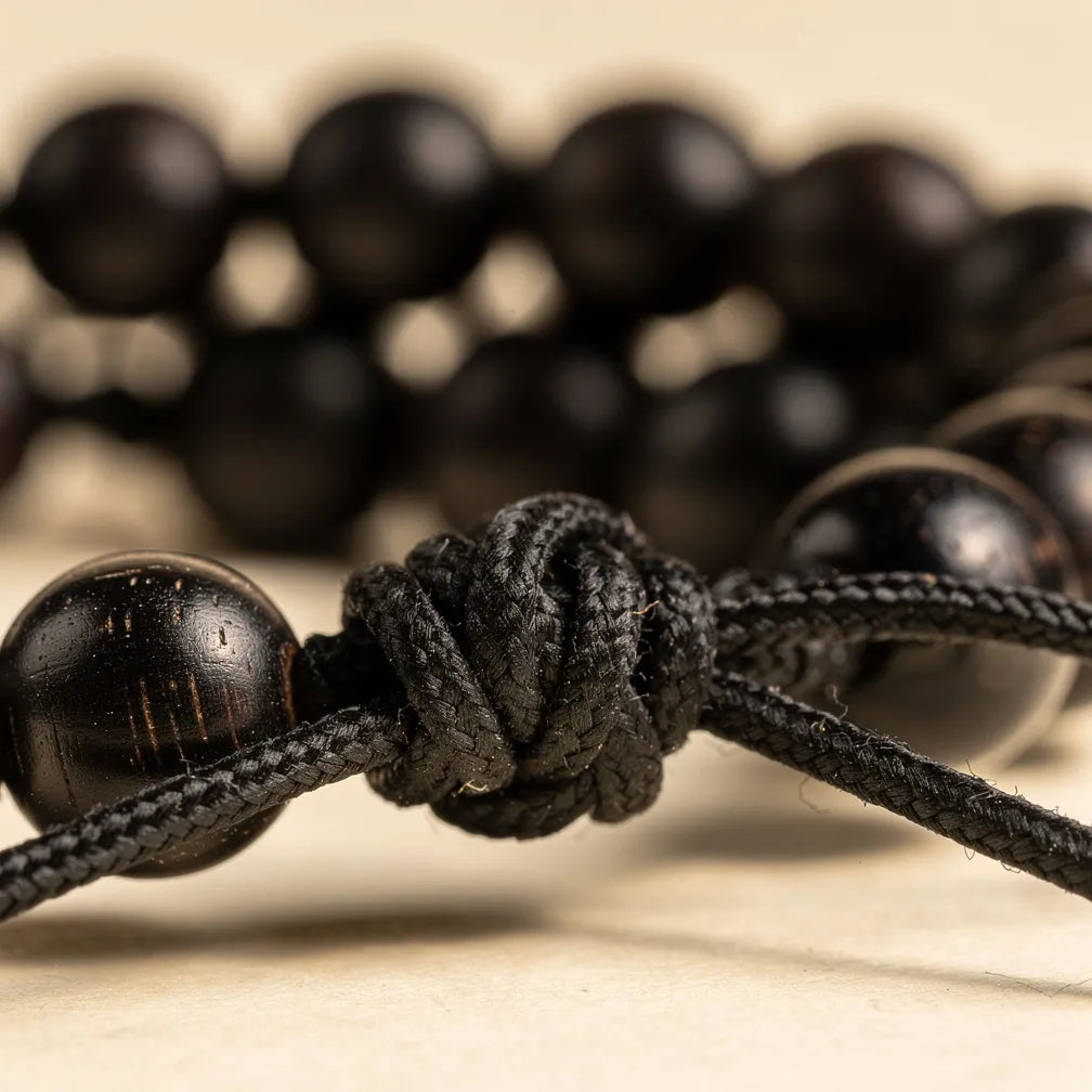 Karungali bead and adjustable knot close-up | Salico