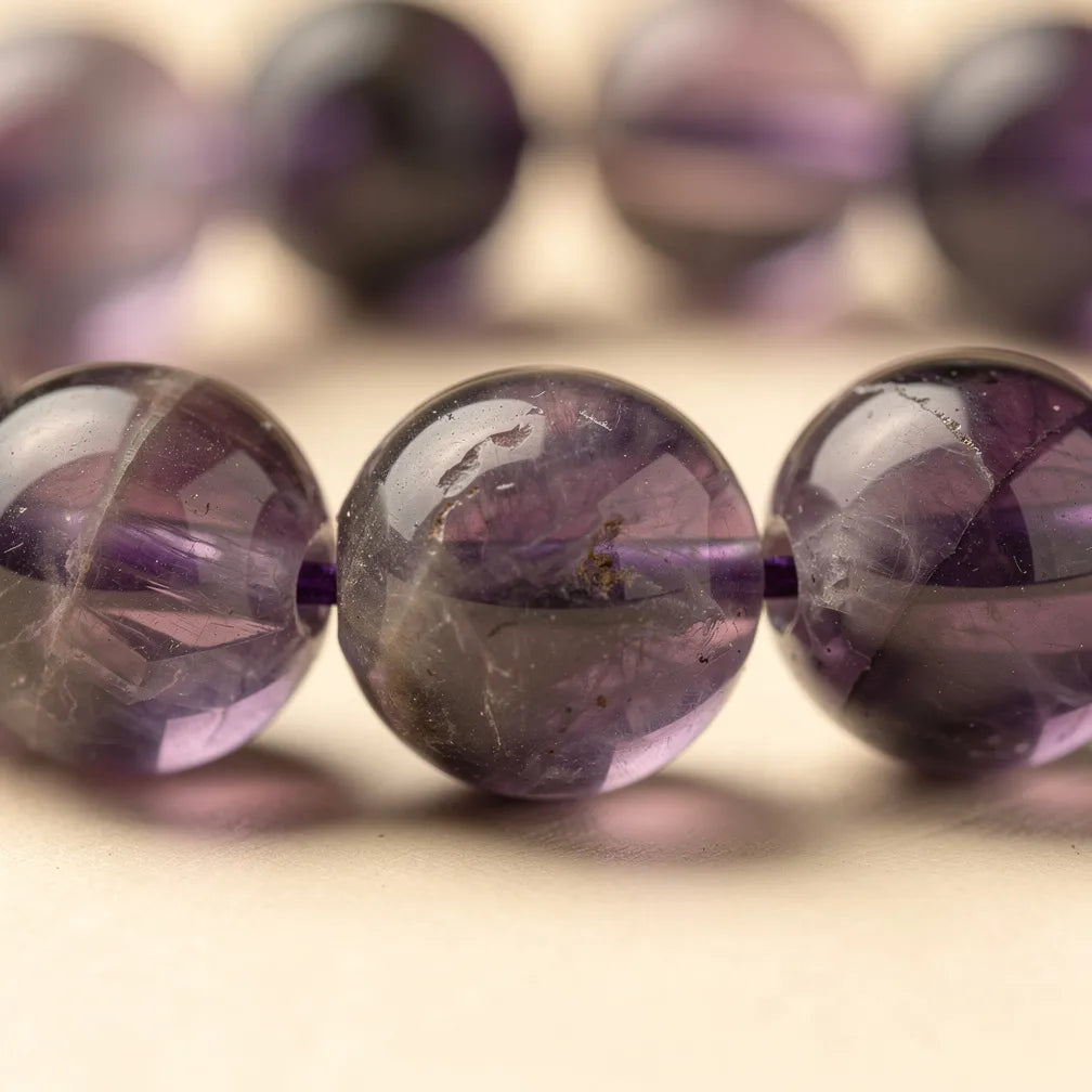 Amethyst crystal depth close-up | Salico
