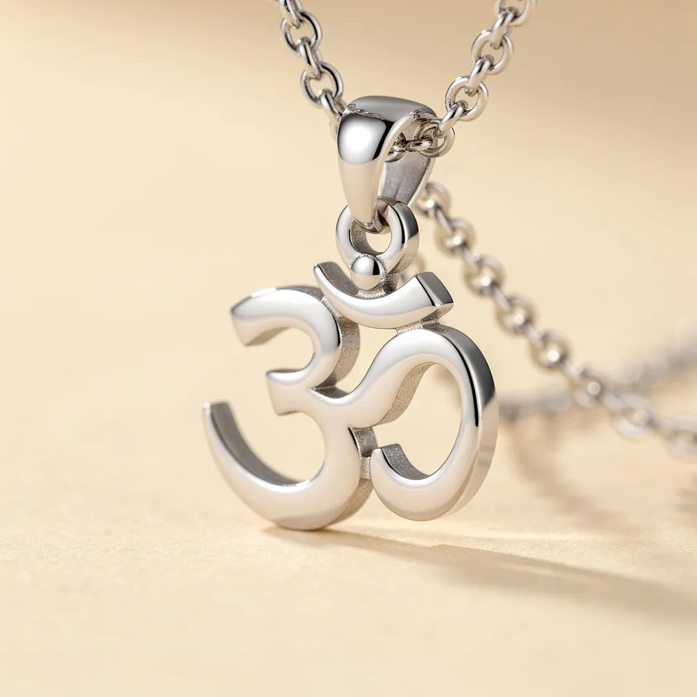 Silver Om pendant finish close-up | Salico